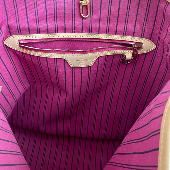 ❌SOLD❌ Louis Vuitton Delightful MM monogram - Picture 10 of 13